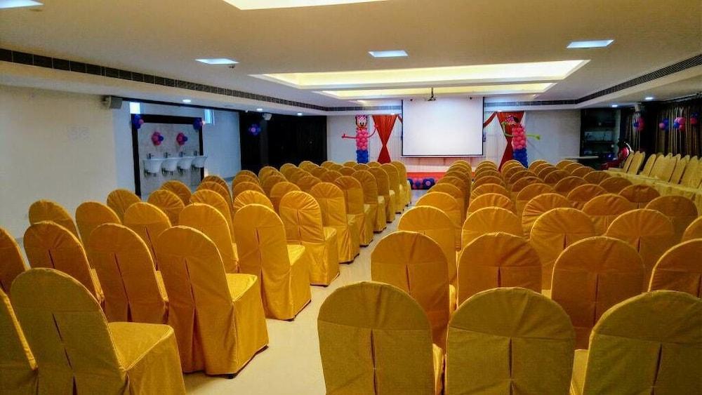 Holiday Residency Coimbatore Eksteriør billede