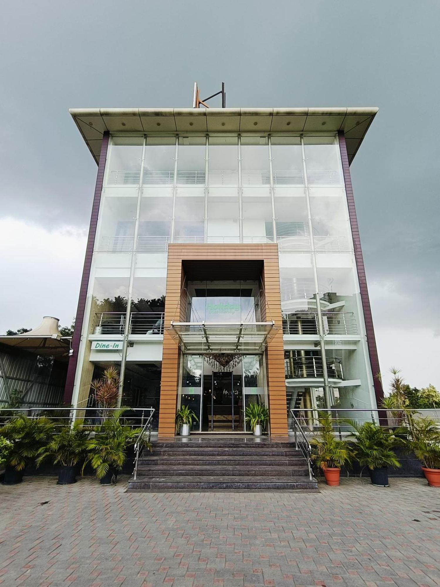Holiday Residency Coimbatore Eksteriør billede